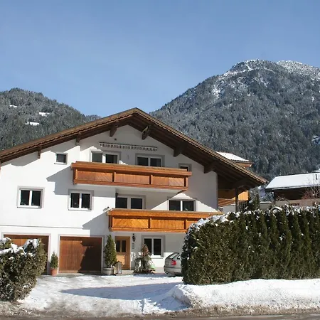 Deluxe Apartment In Sankt Gallenkirch With Mountain View * Sankt Gallenkirch